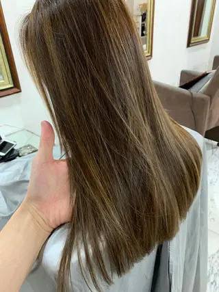 ロング カラー エクステ(レミー毛) NINEのヘアスタイル