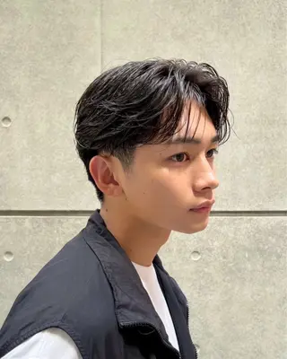 カラー メンズ 桑原 木乃華のヘアスタイル