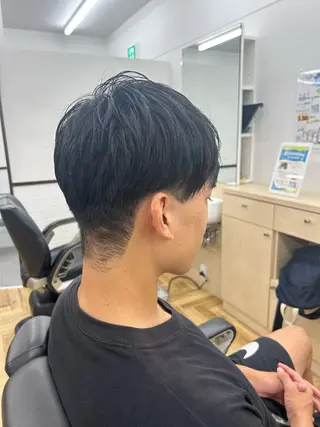 ミディアム メンズ トミオカ ⸌⍤⃝⸍のヘアスタイル