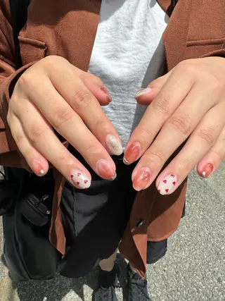 ネイル LAVISH 大和店 🤱子連れ大歓迎のネイルデザイン