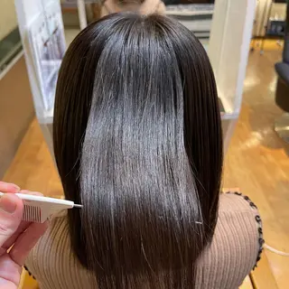ミディアム 梶谷 和希のヘアスタイル