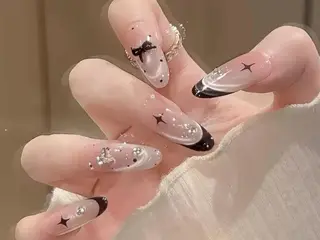 ネイル Luna ✨のネイルデザイン