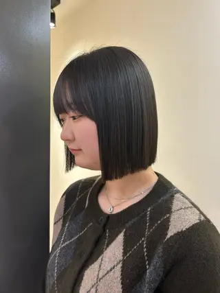 ショート パーマ hubhair レイヤー/透明感のヘアスタイル