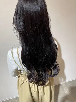 カラー MARIA / BRICKのヘアスタイル