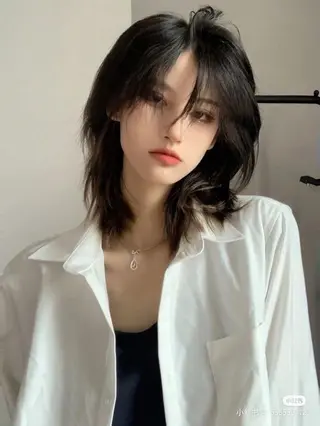 ミディアム 💋色気ヘアスタイル 💋HARUKAのヘアスタイル