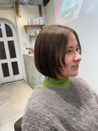 ショート カラー 似合う髪型見つけます AYAKAのヘアスタイル