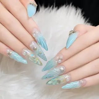 ネイル ANH ゴテゴテネイルのネイルデザイン