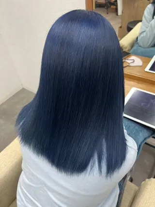 セミロング ブリーチカラー HAZUKI🦖のヘアスタイル