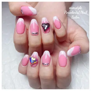 ミディアム ネイル 🐾enen style 🐾のネイルデザイン