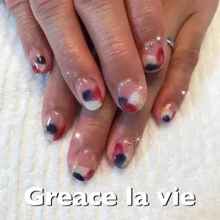 ショート カラー パーマ ヘアアレンジ キッズ マツエク・マツパ Greace  la vieのネイルデザイン