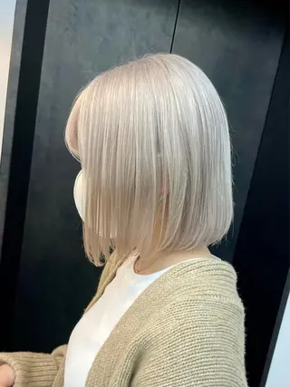 ショート カラー ブリーチ&髪質改善 TAIGAのヘアスタイル