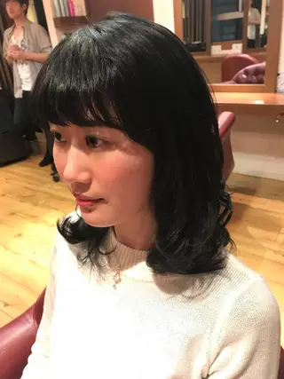 セミロング 銀座フリーランススタ イリストMIYUKIのヘアスタイル