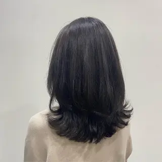 ミディアム カラー パーマ 佐藤 悠衣/透明感 カラー/似合わせ前髪のヘアスタイル