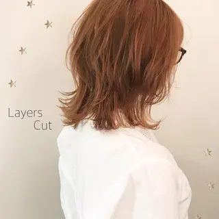 ミディアム 市川 千夏のヘアスタイル