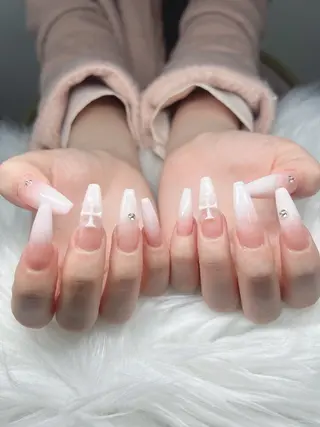 ネイル Lee Nails チップ長さだし専門店のネイルデザイン