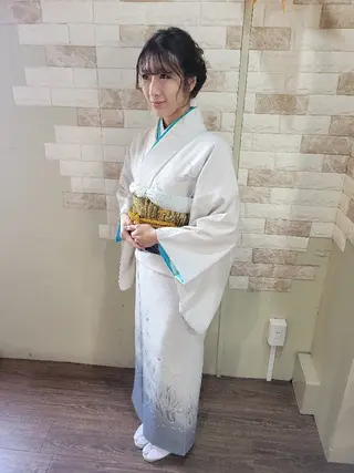 セミロング ルーキス やまざきのヘアスタイル