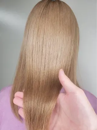 ミディアム 透明感カラー& メンズアイブロウ専門のヘアスタイル