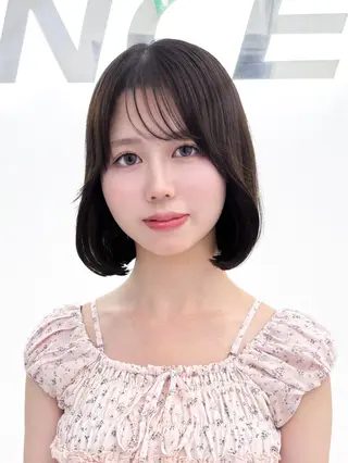 ミディアム カラー ヘアアレンジ 縮毛矯正🤍 盛れるボブ/ひかりのヘアスタイル