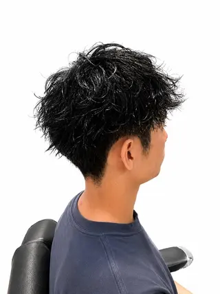 ミディアム パーマ メンズ 高瀬 朱利のヘアスタイル