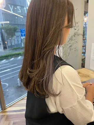 ロング 檜谷 晴　顔周りカットのヘアスタイル
