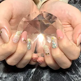 ネイル RuxuryNail /RiAnnaのネイルデザイン