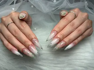 ネイル Cloudy Chan Nailのネイルデザイン