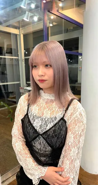 ミディアム カラー 🌻名古屋🌻 🫧ハイトーン🫧のヘアスタイル