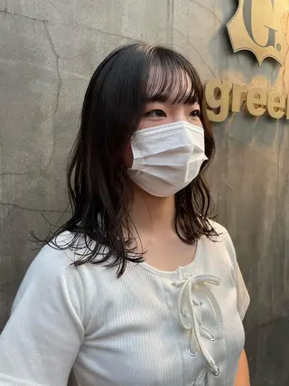 ミディアム カラー パーマ ヘアアレンジ くびれレイヤー/艶 カラー　MADOKAのヘアスタイル