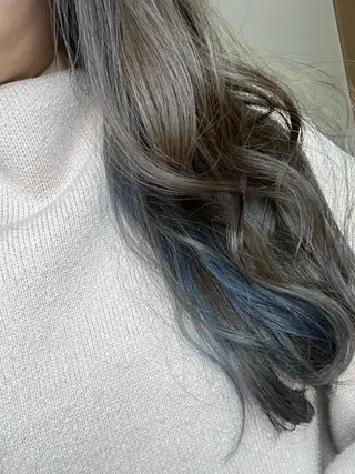ロング カラー 西村 有紗のヘアスタイル
