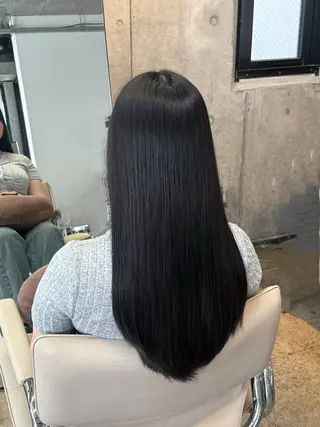 ロング カラー 榎本 すみれのヘアスタイル