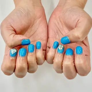 ネイル One’Ness Nana🤍のネイルデザイン