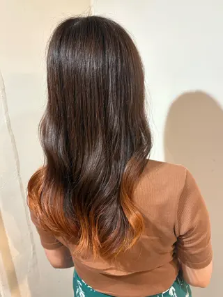 セミロング COLO✨️ 白川綺香のヘアスタイル