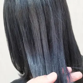 ミディアム カラー レイヤー×艶髪特化 代表 西村功平のヘアスタイル