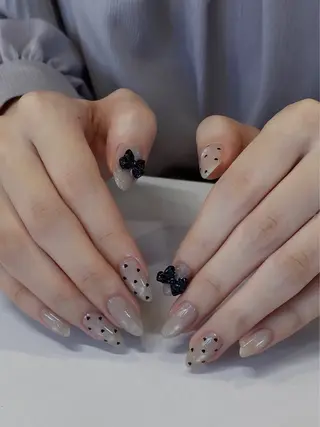 ネイル KARIN🦢 韓国⌇ワンホンネイルのネイルデザイン