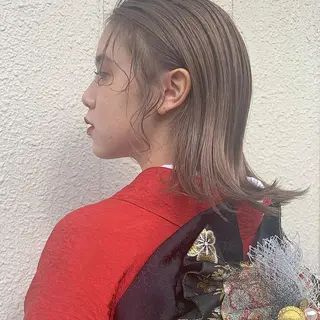 ミディアム ヘアアレンジ 本間 結衣のヘアスタイル