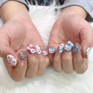 ネイル Anurea HARUKA🌸のネイルデザイン