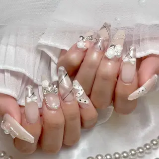ネイル Akiho🍒 堺筋本町ネイルサロンのネイルデザイン