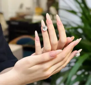 ネイル Dione Nail きよみのネイルデザイン