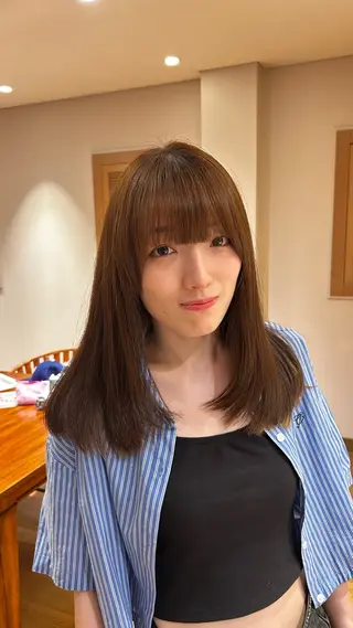 セミロング 竹村 アカリのヘアスタイル