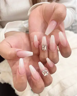 ネイル Nail salon Rhonaのネイルデザイン