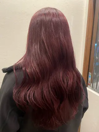 ロング カラー 曻地 彩乃のヘアスタイル