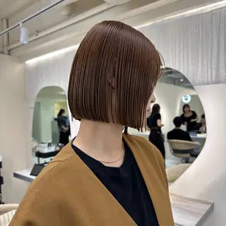 ミディアム カラー 縮毛矯正ボブ&顔まわ レイヤー♡TOMOEのヘアスタイル