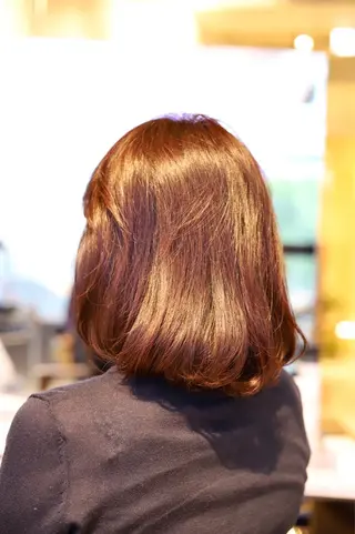 ミディアム カラー アドミラルYoshi oのヘアスタイル