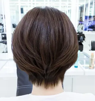 ショート パーマ 趙 英来のヘアスタイル