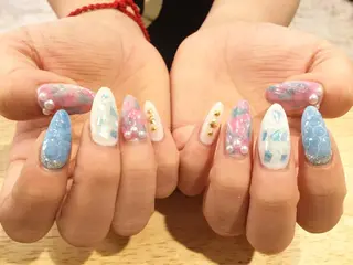 ネイル 板垣 綾乃のネイルデザイン