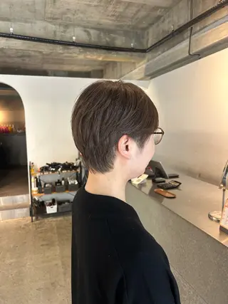 ショート twig 山田 永嶋芽衣のヘアスタイル