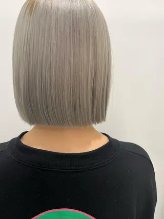 ショート 吉田 夏菜のヘアスタイル