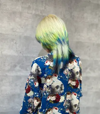 カラー yasuハイトーン/ デザインカラーのヘアスタイル