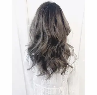 ロング カラー 【育休中】EARTH 荒井店HARUNAのヘアスタイル
