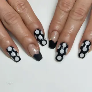 ネイル Legit nail salonのネイルデザイン
